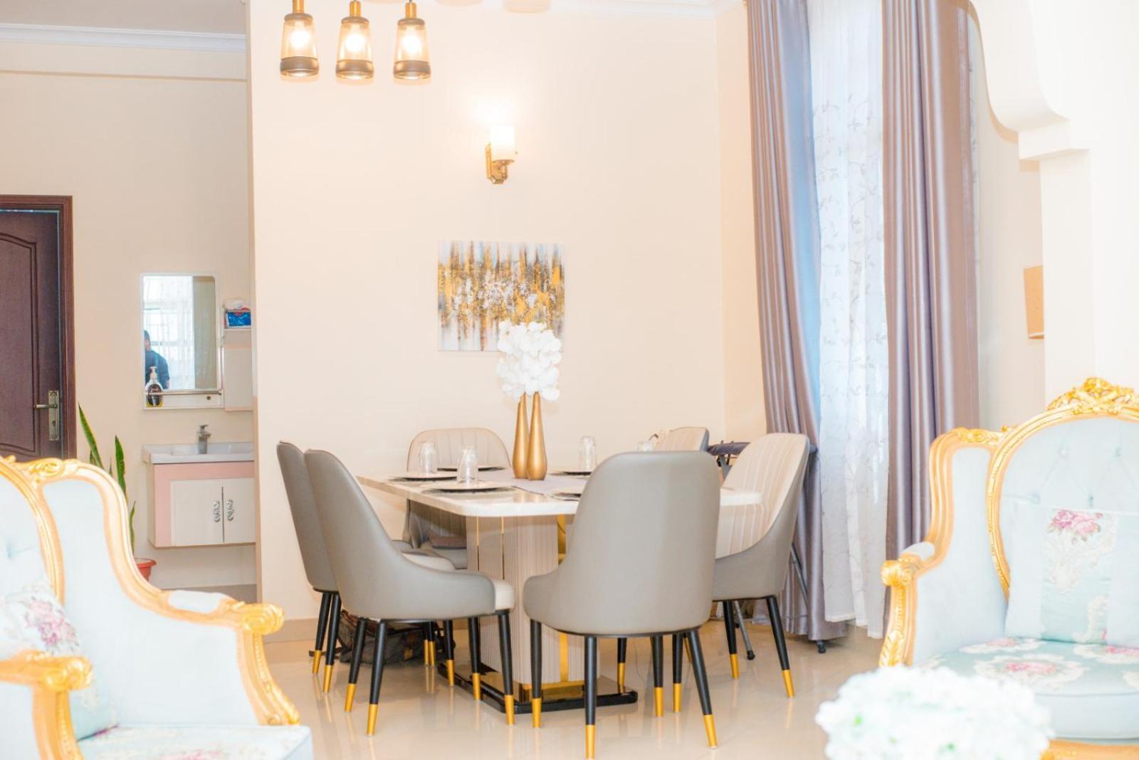 Apartment Stone Town Manolo